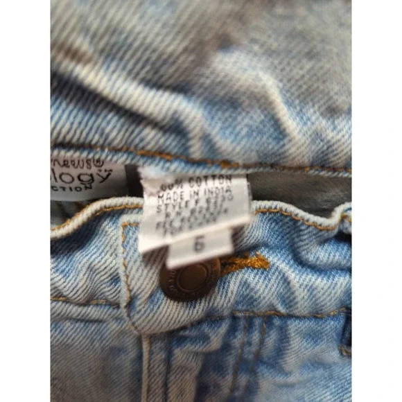 Newport News Jeanology yellow stitched flowers Sz 6 fits 2 3 4 flare Jeans - Picture 7 of 9